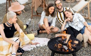 How To Host a Great Backyard Bonfire This Summer